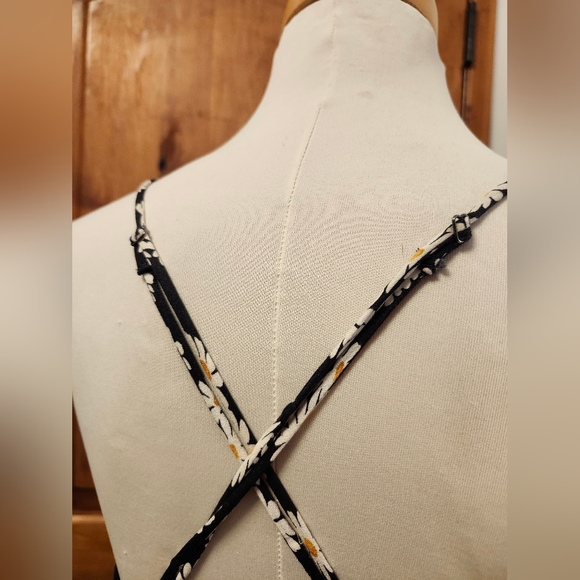 Reformation Daisy Print Sz Medium Dress - Picture 8 of 9